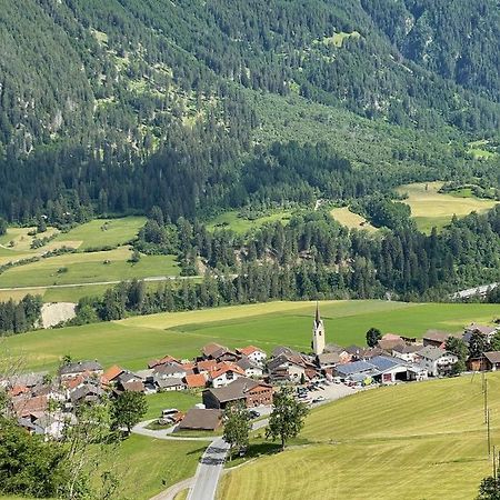 Gasthaus Beverin Farden Buitenkant foto