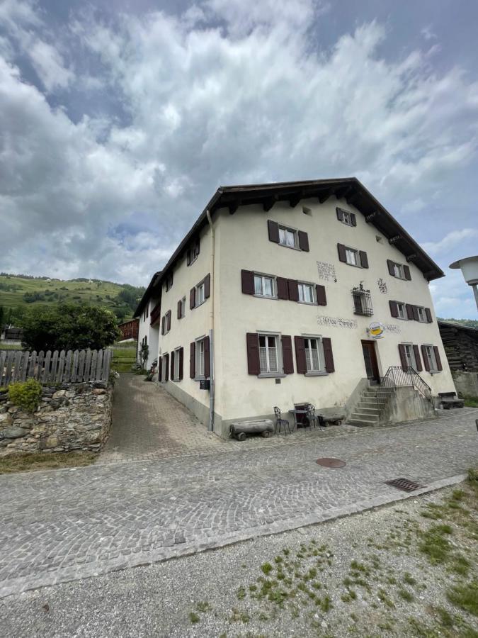Gasthaus Beverin Farden Buitenkant foto