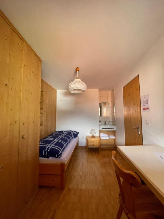 Gasthaus Beverin Farden Buitenkant foto