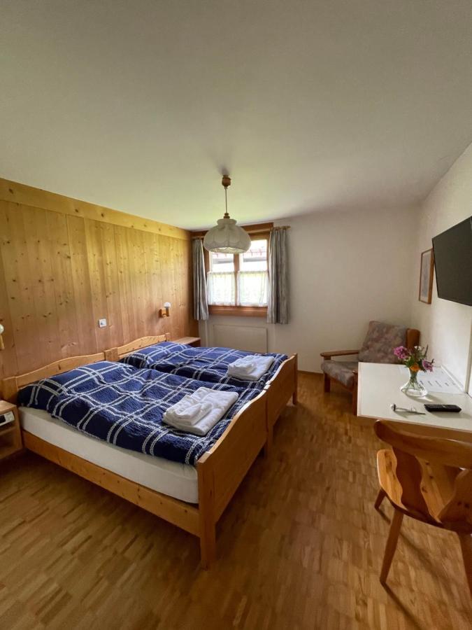 Gasthaus Beverin Farden Buitenkant foto
