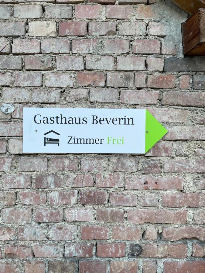 Gasthaus Beverin Farden Buitenkant foto